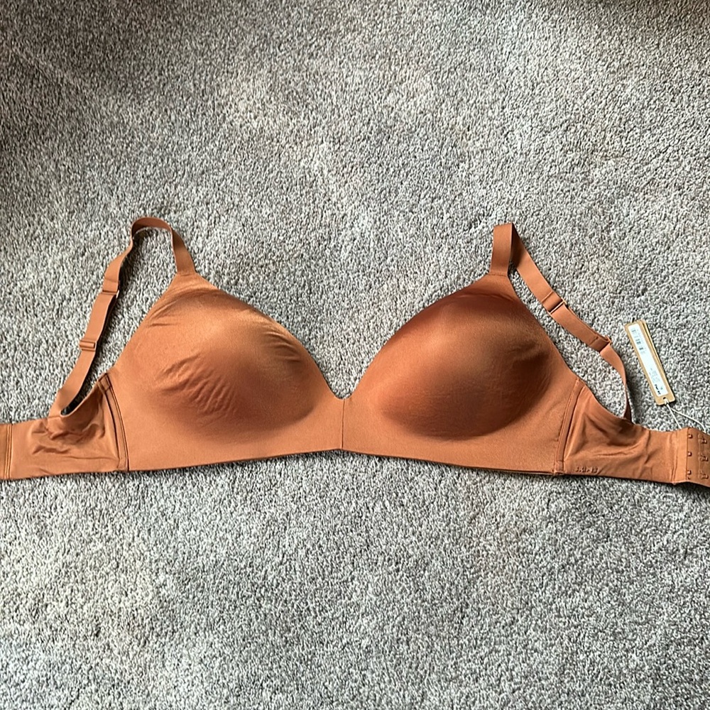 Skims Wireless T-Shirt Bra